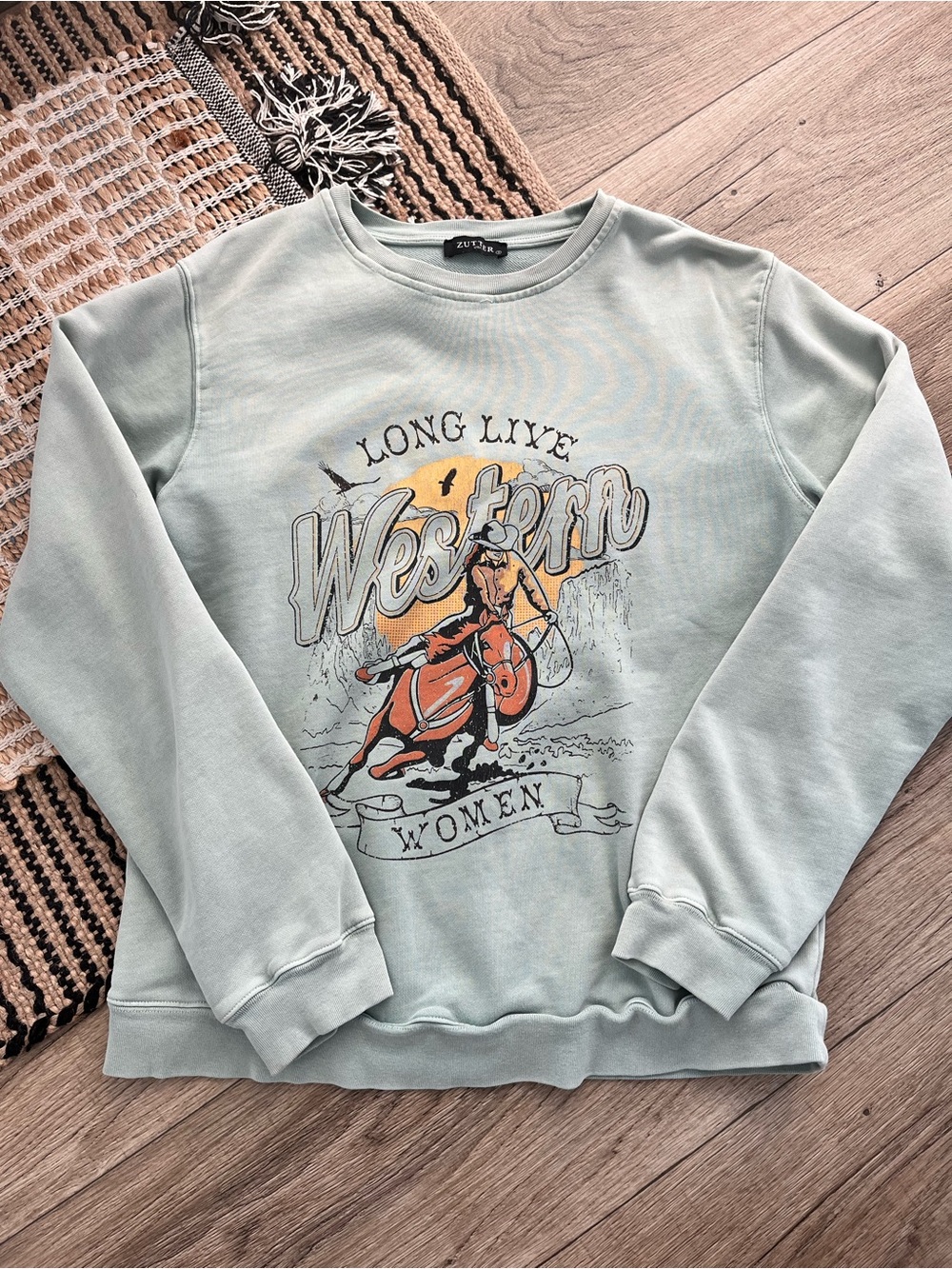 Vintage Ranch Dress’n pull over